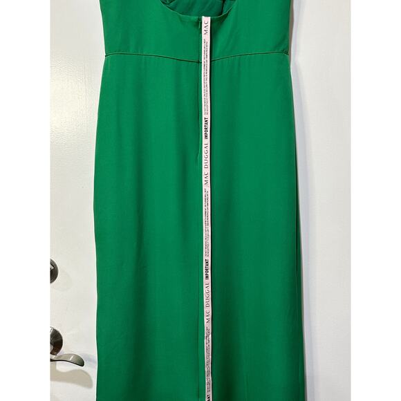 Elegant Green Wedding Dress - Picture 14 of 16